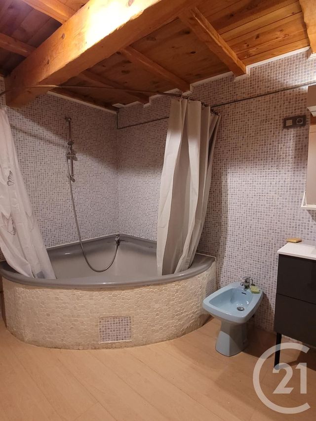 Maison &agrave; louer - 3 pi&egrave;ces - 54 m2 - Sommieres - 30 - LANGUEDOC-ROUSSILLON