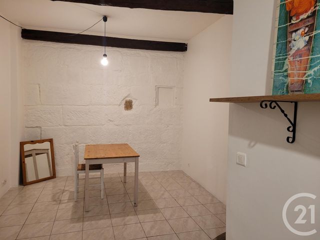 Maison &agrave; louer - 3 pi&egrave;ces - 54 m2 - Sommieres - 30 - LANGUEDOC-ROUSSILLON