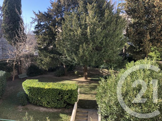 Appartement F3 &agrave; louer - 3 pi&egrave;ces - 70,12 m2 - Nimes - 30 - LANGUEDOC-ROUSSILLON