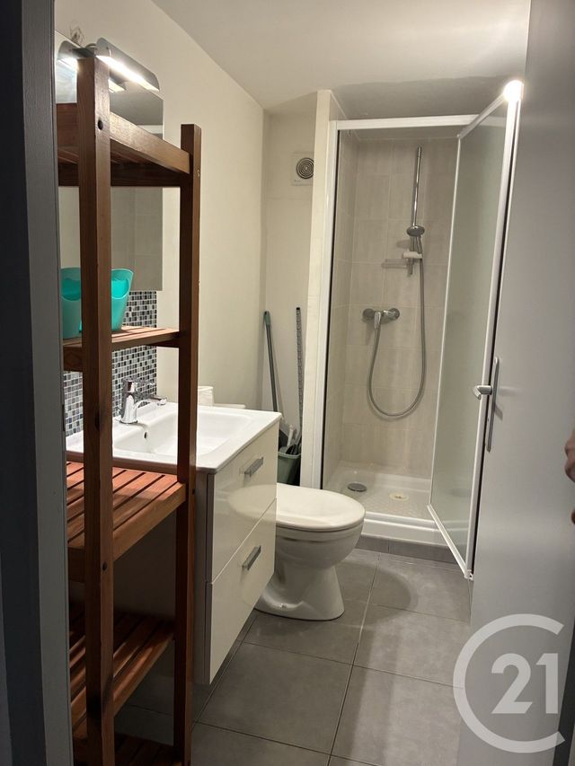 Appartement F3 &agrave; louer - 3 pi&egrave;ces - 38,60 m2 - Sommieres - 30 - LANGUEDOC-ROUSSILLON