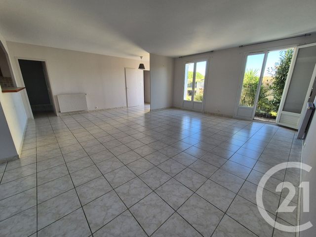 Maison à vendre - 4 pièces - 120 m2 - Caissargues - 30 - LANGUEDOC-ROUSSILLON