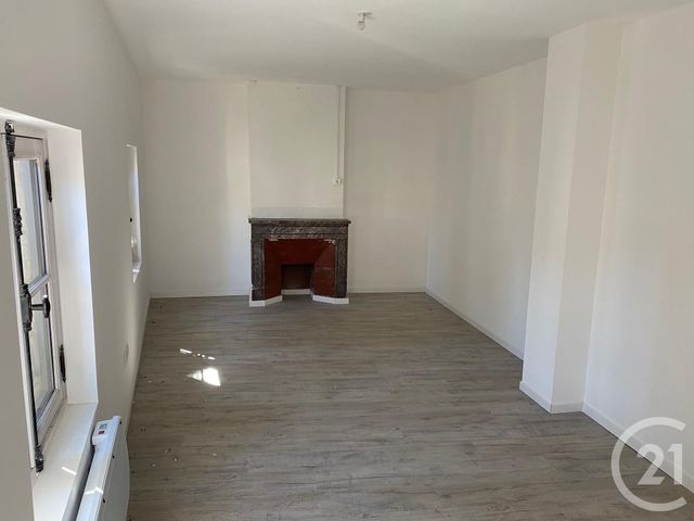 Appartement T4 &agrave; louer - 4 pi&egrave;ces - 86,60 m2 - Sommieres - 30 - LANGUEDOC-ROUSSILLON