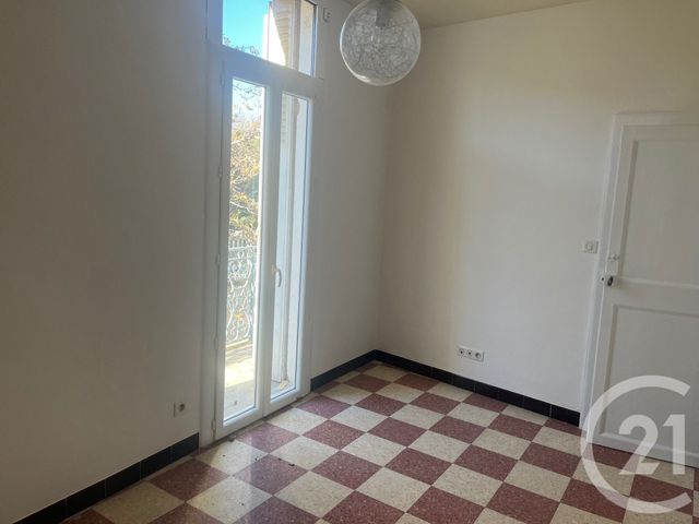 Appartement F2 bis à louer - 3 pièces - 53,20 m2 - Sommieres - 30 - LANGUEDOC-ROUSSILLON