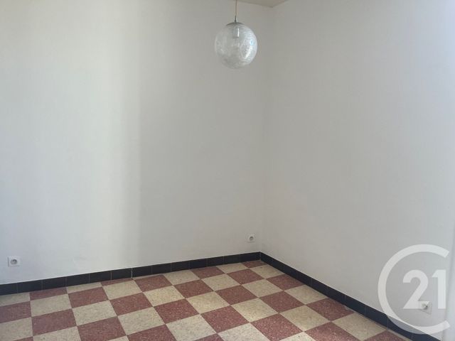 Appartement F2 bis à louer - 3 pièces - 53,20 m2 - Sommieres - 30 - LANGUEDOC-ROUSSILLON