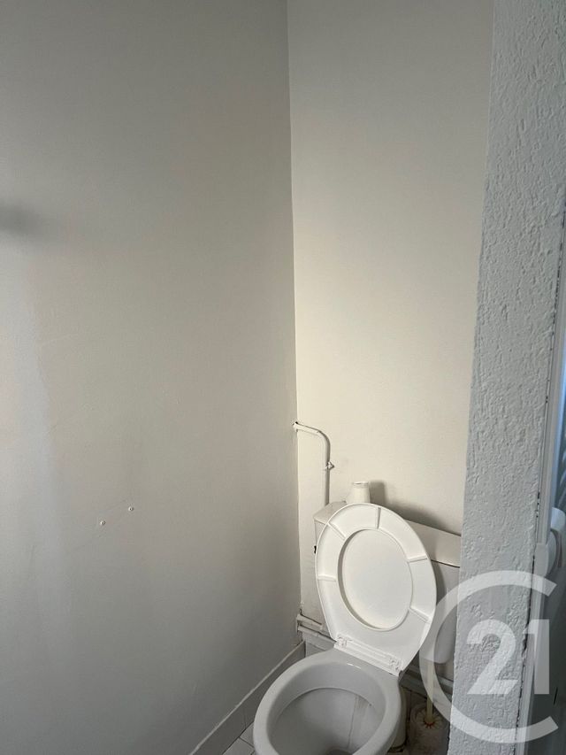 Appartement F2 bis à louer - 3 pièces - 53,20 m2 - Sommieres - 30 - LANGUEDOC-ROUSSILLON