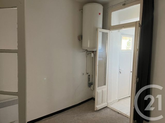 Appartement F2 bis à louer - 3 pièces - 53,20 m2 - Sommieres - 30 - LANGUEDOC-ROUSSILLON