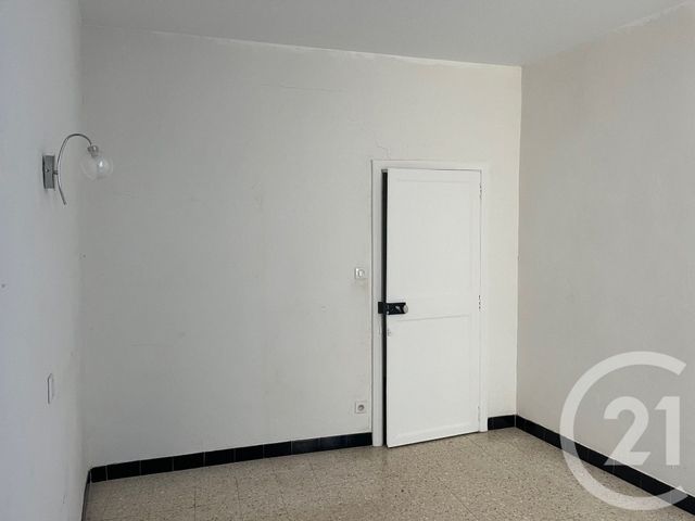 Appartement F2 bis à louer - 3 pièces - 53,20 m2 - Sommieres - 30 - LANGUEDOC-ROUSSILLON