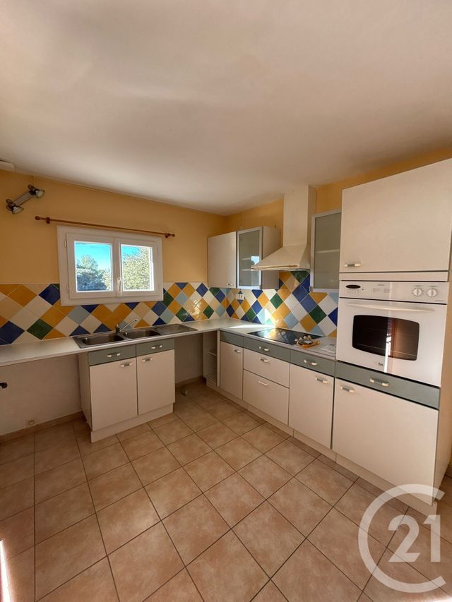 Appartement F3 à louer - 3 pièces - 73 m2 - Sommieres - 30 - LANGUEDOC-ROUSSILLON