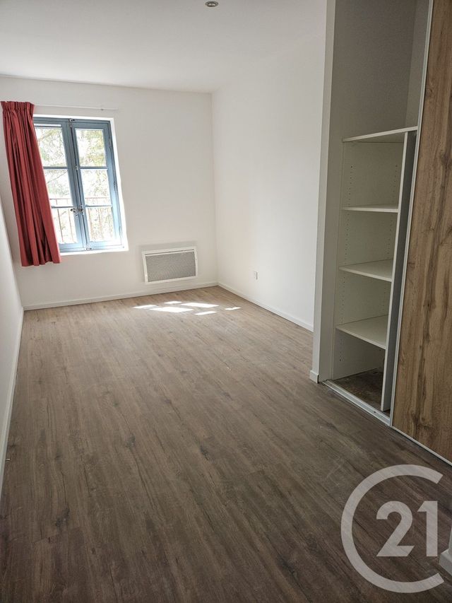 Appartement F3 &agrave; louer - 3 pi&egrave;ces - 65,77 m2 - Sommieres - 30 - LANGUEDOC-ROUSSILLON