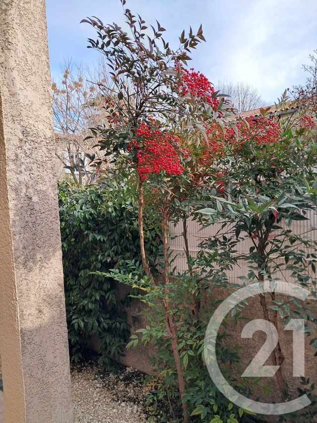 Appartement F2 &agrave; louer - 2 pi&egrave;ces - 45,90 m2 - Nimes - 30 - LANGUEDOC-ROUSSILLON