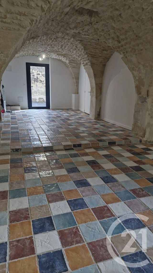 Appartement Local &agrave; louer - 1 pi&egrave;ce - 41 m2 - Sommieres - 30 - LANGUEDOC-ROUSSILLON