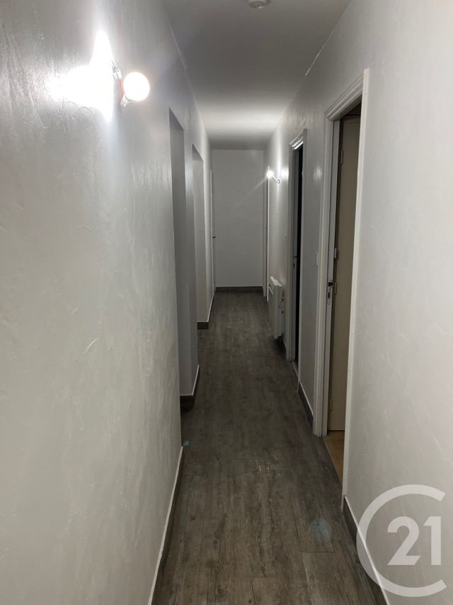 Maison &agrave; louer - 5 pi&egrave;ces - 97,40 m2 - Saussines - 34 - LANGUEDOC-ROUSSILLON