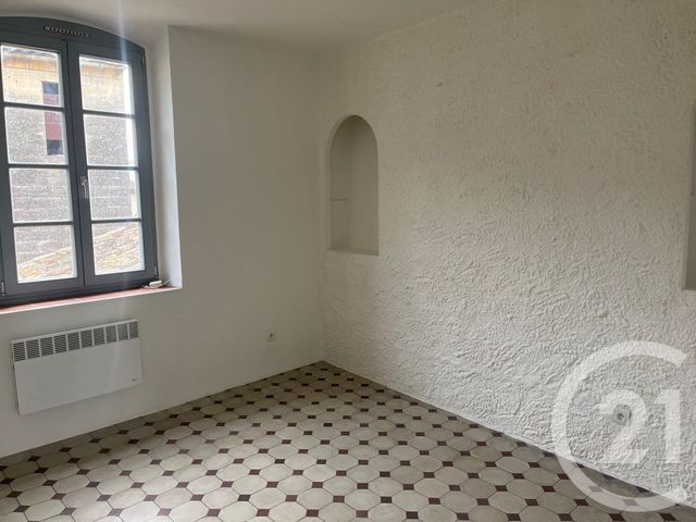 Appartement F3 &agrave; louer - 3 pi&egrave;ces - 63,50 m2 - Sommieres - 30 - LANGUEDOC-ROUSSILLON