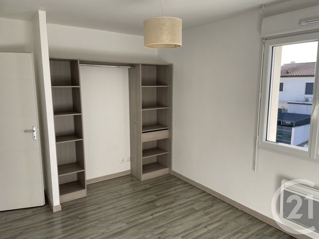 Maison &agrave; louer - 4 pi&egrave;ces - 85 m2 - Sommieres - 30 - LANGUEDOC-ROUSSILLON