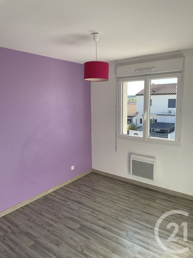 Maison &agrave; louer - 4 pi&egrave;ces - 85 m2 - Sommieres - 30 - LANGUEDOC-ROUSSILLON