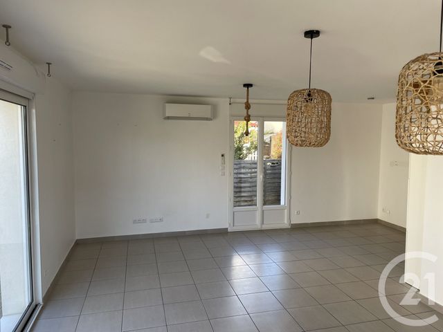 Maison &agrave; louer - 4 pi&egrave;ces - 85 m2 - Sommieres - 30 - LANGUEDOC-ROUSSILLON