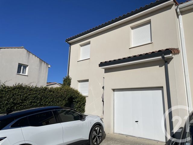 Maison &agrave; louer - 4 pi&egrave;ces - 85 m2 - Sommieres - 30 - LANGUEDOC-ROUSSILLON