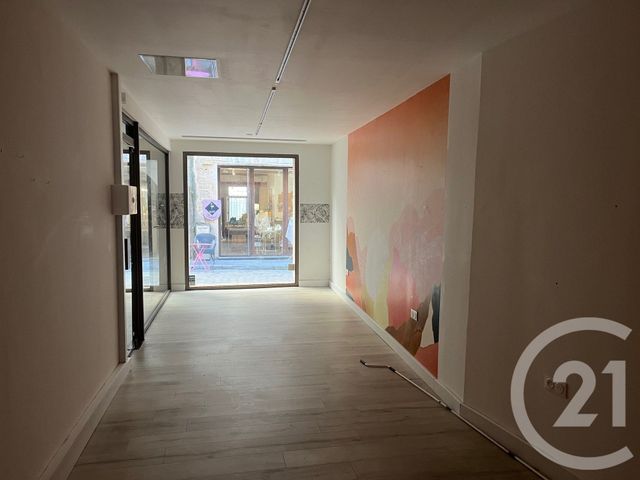 Appartement Local &agrave; louer - 1 pi&egrave;ce - 28 m2 - Sommieres - 30 - LANGUEDOC-ROUSSILLON