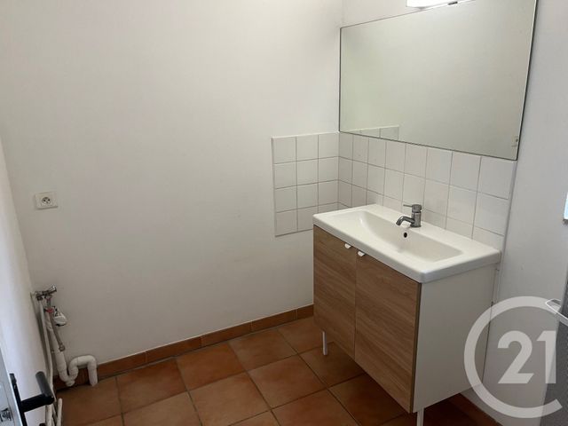 Maison &agrave; louer - 3 pi&egrave;ces - 71,99 m2 - Montagnac - 30 - LANGUEDOC-ROUSSILLON