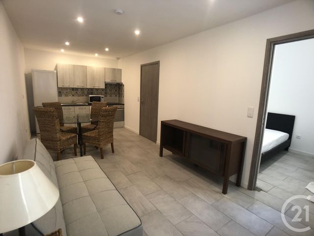 Appartement F2 &agrave; louer - 2 pi&egrave;ces - 32,09 m2 - Nimes - 30 - LANGUEDOC-ROUSSILLON