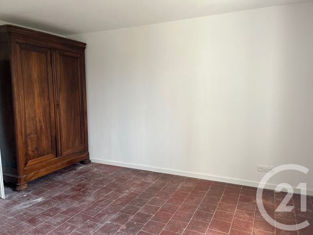 Maison &agrave; louer - 5 pi&egrave;ces - 162,60 m2 - Montmirat - 30 - LANGUEDOC-ROUSSILLON