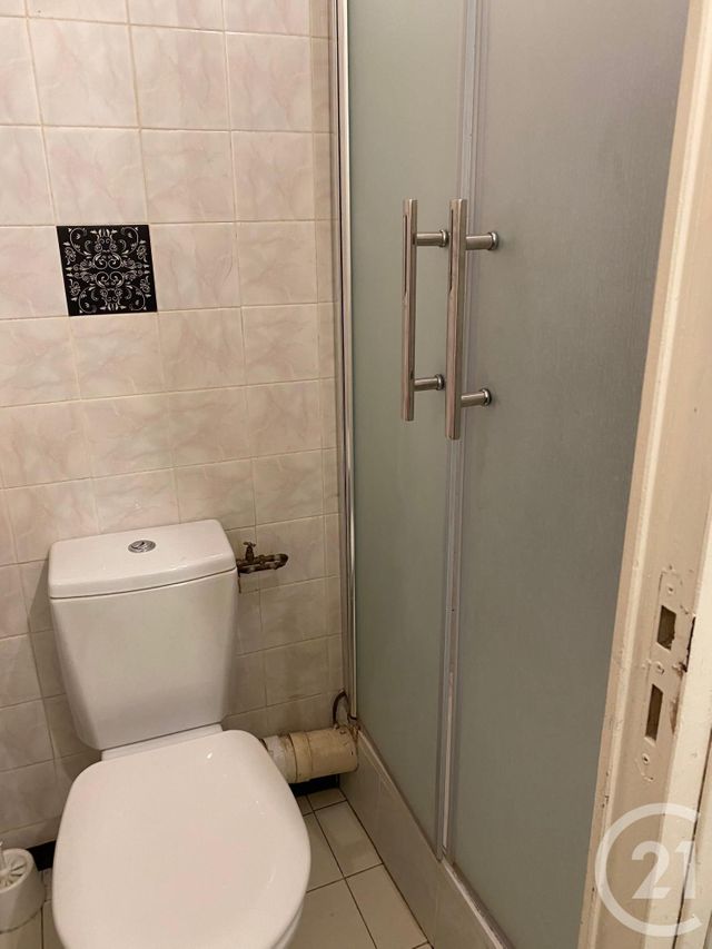 Appartement F1 &agrave; louer - 1 pi&egrave;ce - 37,10 m2 - Sommieres - 30 - LANGUEDOC-ROUSSILLON
