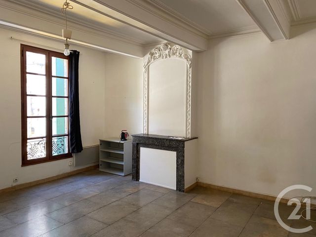 Appartement F1 &agrave; louer - 1 pi&egrave;ce - 37,10 m2 - Sommieres - 30 - LANGUEDOC-ROUSSILLON