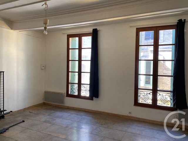 Appartement F1 &agrave; louer - 1 pi&egrave;ce - 37,10 m2 - Sommieres - 30 - LANGUEDOC-ROUSSILLON