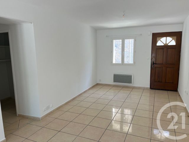 Maison &agrave; louer - 4 pi&egrave;ces - 78,60 m2 - Montmirat - 30 - LANGUEDOC-ROUSSILLON