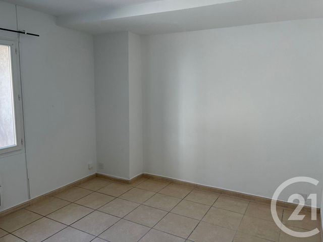 Maison &agrave; louer - 4 pi&egrave;ces - 78,60 m2 - Montmirat - 30 - LANGUEDOC-ROUSSILLON