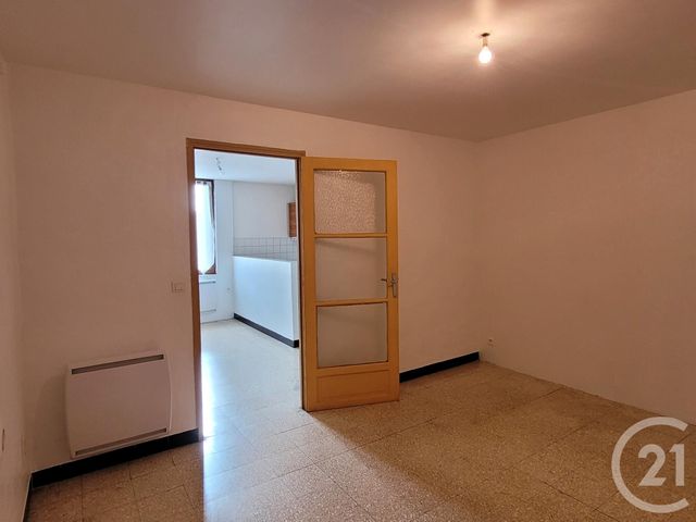 Appartement F2 &agrave; louer - 2 pi&egrave;ces - 45,18 m2 - Sommieres - 30 - LANGUEDOC-ROUSSILLON