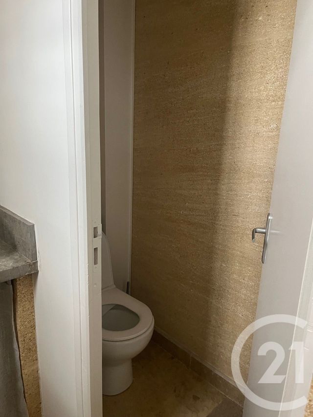 Maison &agrave; louer - 7 pi&egrave;ces - 300 m2 - Congenies - 30 - LANGUEDOC-ROUSSILLON