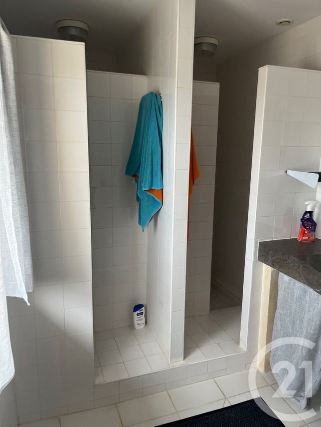 Maison &agrave; louer - 7 pi&egrave;ces - 300 m2 - Congenies - 30 - LANGUEDOC-ROUSSILLON