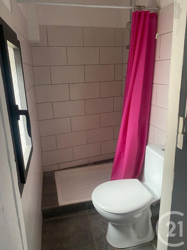 Appartement F2 &agrave; louer - 2 pi&egrave;ces - 36,70 m2 - Sommieres - 30 - LANGUEDOC-ROUSSILLON