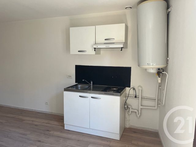Appartement Studio &agrave; louer - 1 pi&egrave;ce - 25 m2 - Sommieres - 30 - LANGUEDOC-ROUSSILLON