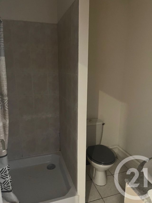 Appartement Studio &agrave; louer - 1 pi&egrave;ce - 25 m2 - Sommieres - 30 - LANGUEDOC-ROUSSILLON