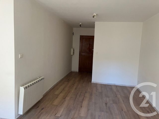 Appartement Studio &agrave; louer - 1 pi&egrave;ce - 25 m2 - Sommieres - 30 - LANGUEDOC-ROUSSILLON
