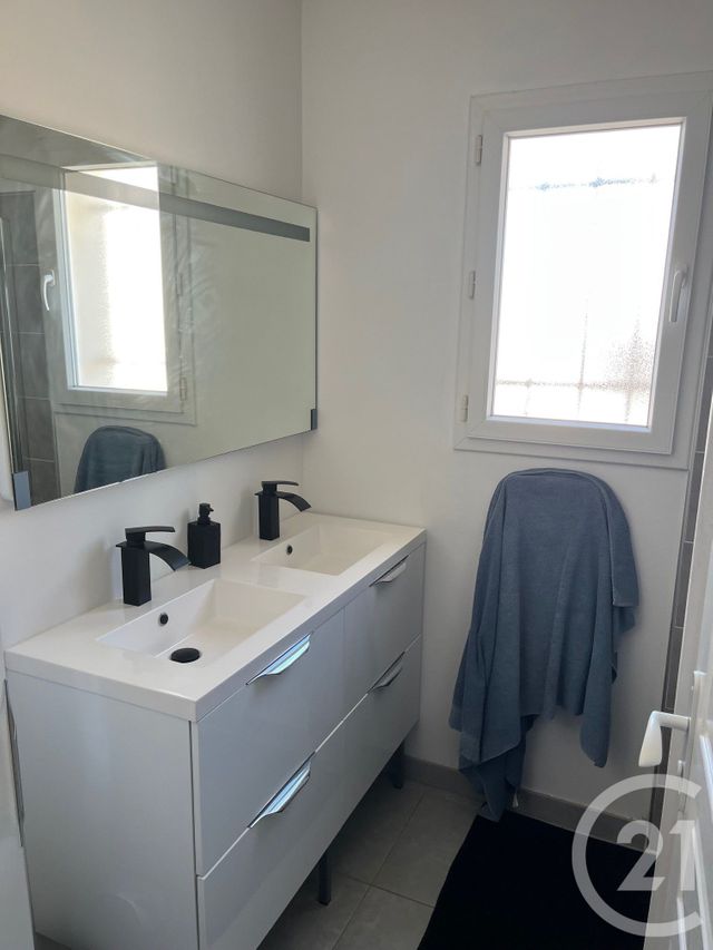 Maison &agrave; louer - 4 pi&egrave;ces - 76,52 m2 - Montpezat - 30 - LANGUEDOC-ROUSSILLON