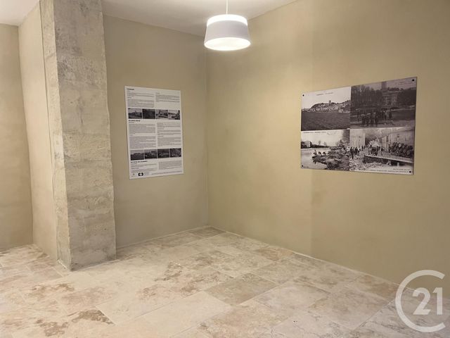 Appartement F2 &agrave; louer - 2 pi&egrave;ces - 50,28 m2 - Sommieres - 30 - LANGUEDOC-ROUSSILLON