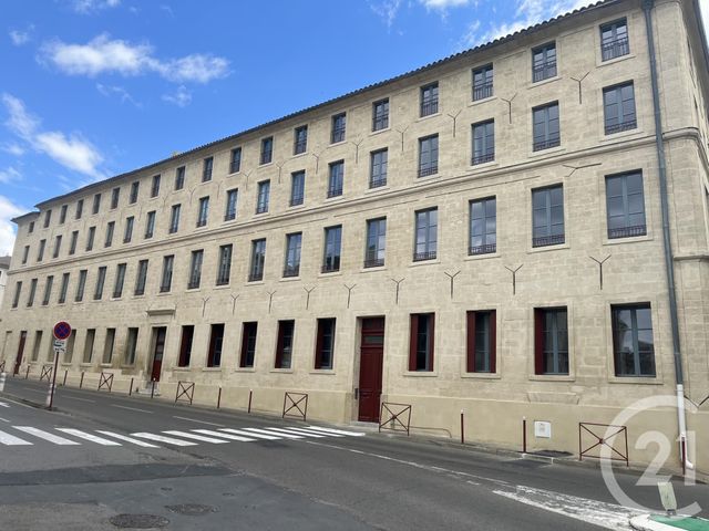 Appartement F2 &agrave; louer - 2 pi&egrave;ces - 50,28 m2 - Sommieres - 30 - LANGUEDOC-ROUSSILLON