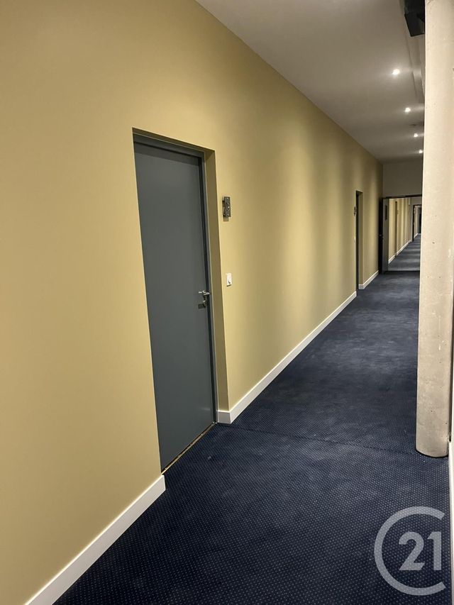 Appartement F2 &agrave; louer - 2 pi&egrave;ces - 50,28 m2 - Sommieres - 30 - LANGUEDOC-ROUSSILLON