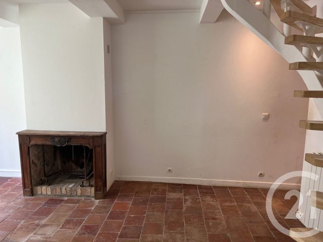 Appartement F3 &agrave; louer - 3 pi&egrave;ces - 83 m2 - St Hippolyte Du Fort - 30 - LANGUEDOC-ROUSSILLON