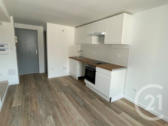 Appartement F2 &agrave; louer - 2 pi&egrave;ces - 29,91 m2 - St Hippolyte Du Fort - 30 - LANGUEDOC-ROUSSILLON