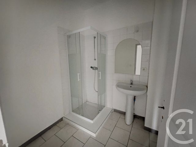 Appartement F3 &agrave; louer - 3 pi&egrave;ces - 53,20 m2 - Quissac - 30 - LANGUEDOC-ROUSSILLON