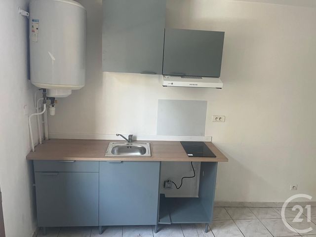 Appartement Studio &agrave; louer - 1 pi&egrave;ce - 25,70 m2 - Sommieres - 30 - LANGUEDOC-ROUSSILLON