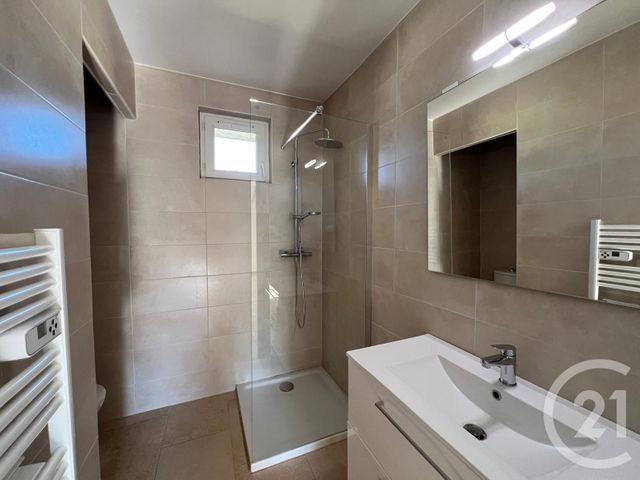Appartement F4 &agrave; louer - 4 pi&egrave;ces - 84,70 m2 - Moulezan - 30 - LANGUEDOC-ROUSSILLON