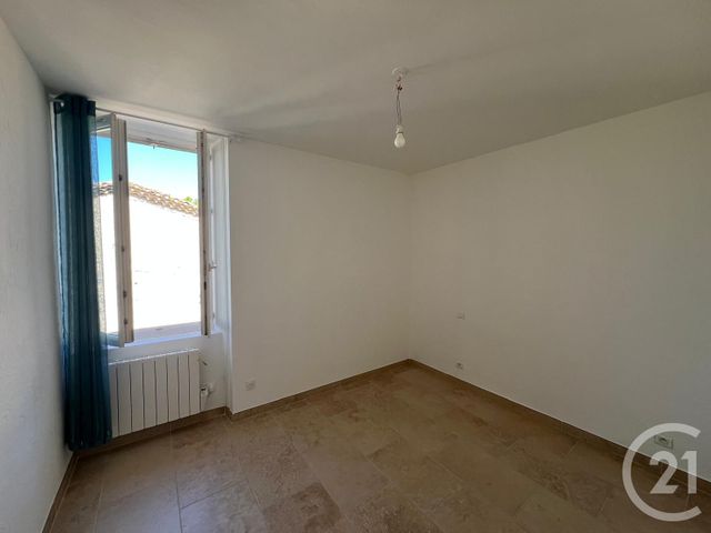 Appartement F4 &agrave; louer - 4 pi&egrave;ces - 84,70 m2 - Moulezan - 30 - LANGUEDOC-ROUSSILLON