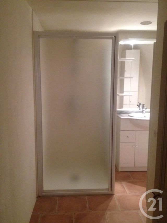 Appartement F2 &agrave; louer - 2 pi&egrave;ces - 81 m2 - Montpezat - 30 - LANGUEDOC-ROUSSILLON