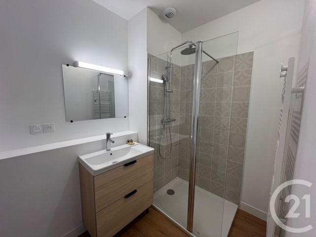 Appartement &agrave; louer - 2 pi&egrave;ces - 32,53 m2 - Quissac - 30 - LANGUEDOC-ROUSSILLON