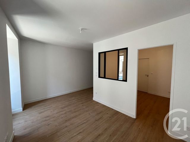 Appartement &agrave; louer - 2 pi&egrave;ces - 32,53 m2 - Quissac - 30 - LANGUEDOC-ROUSSILLON